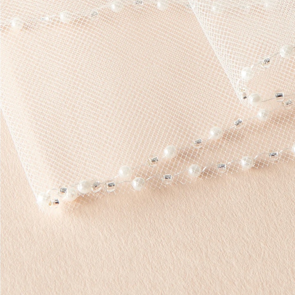 Dareth Colburn Simple Pearl Edge Wedding Veil